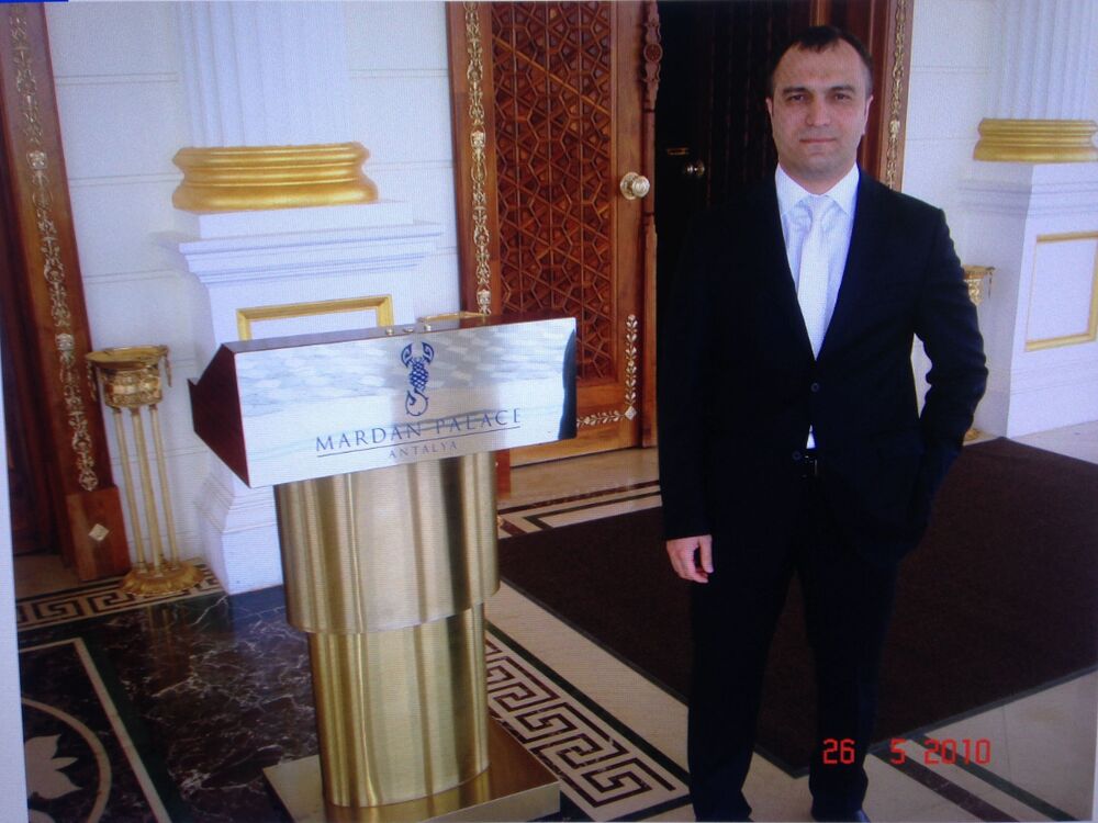  43628589  Ruslan, 46 ,    
