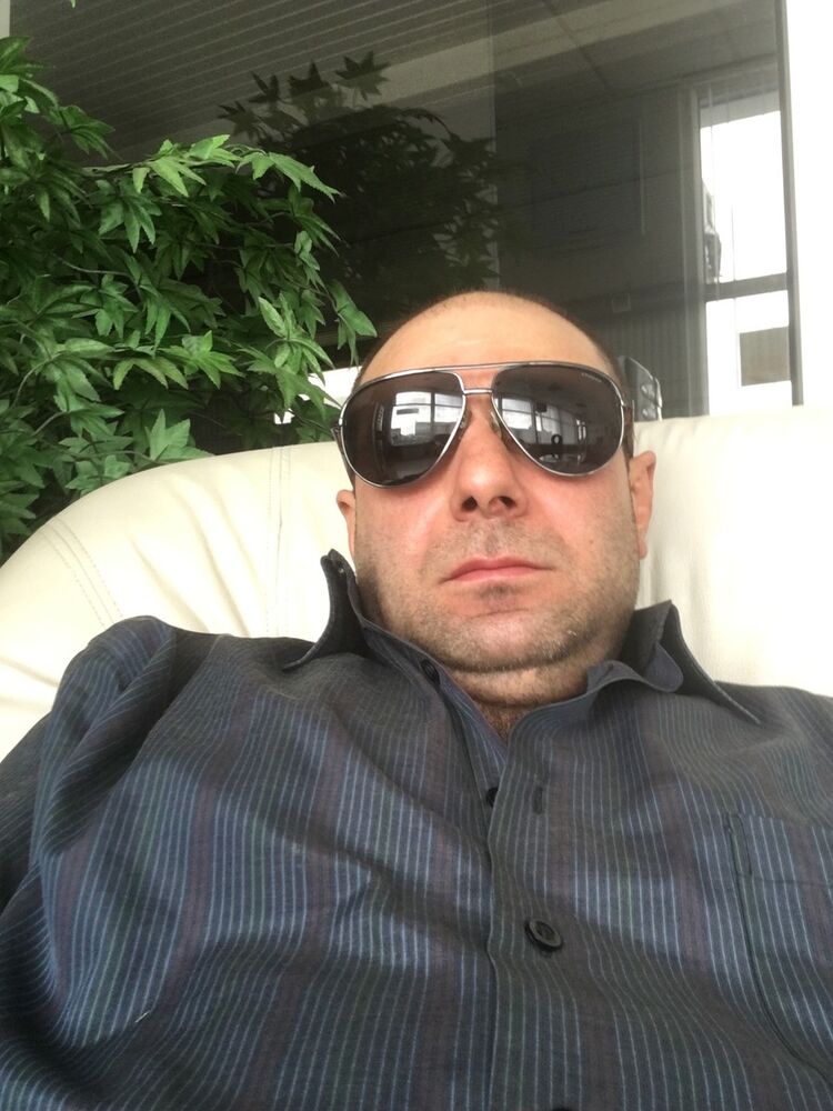  ,   Vilen, 47 ,   