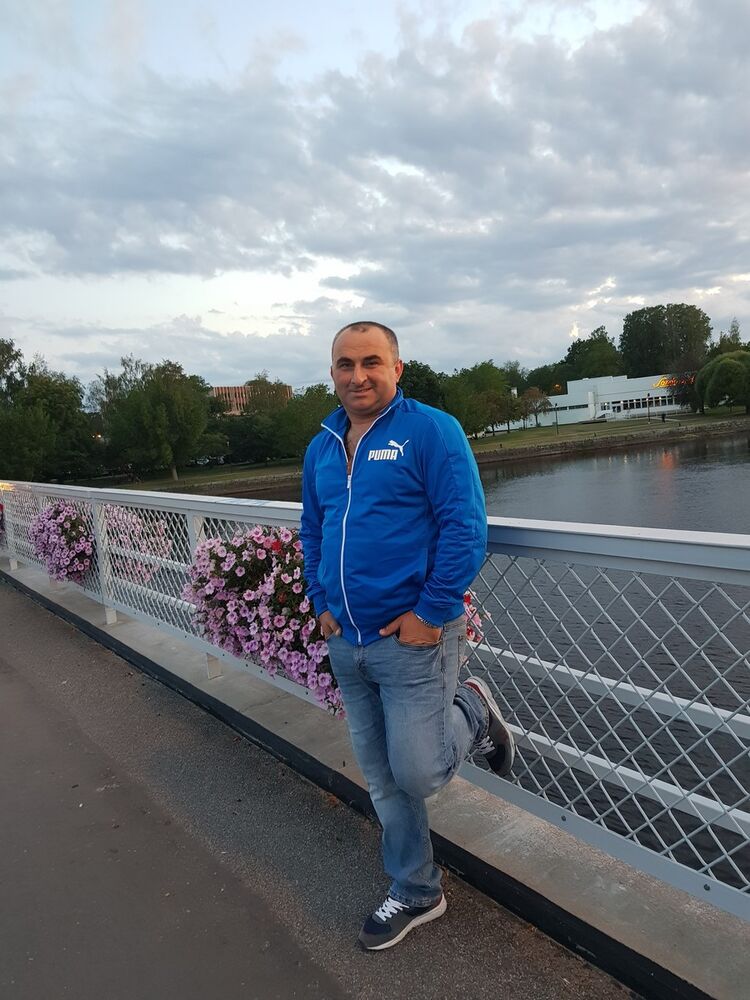 ,   GOGA, 46 ,   c 