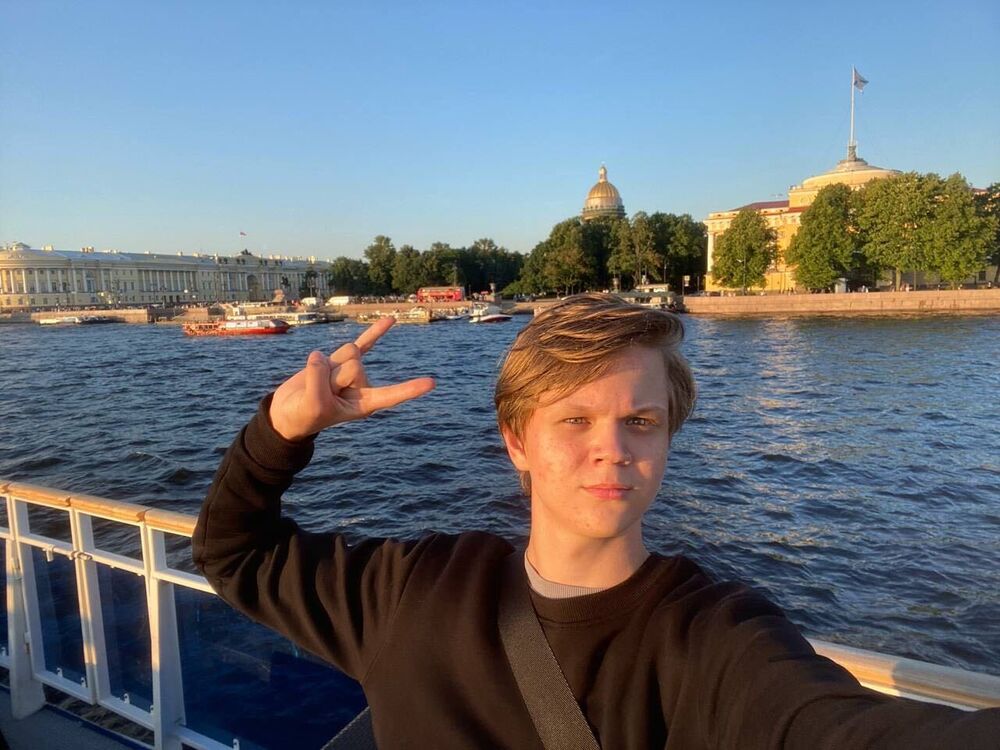  45468259  , 19 ,    -