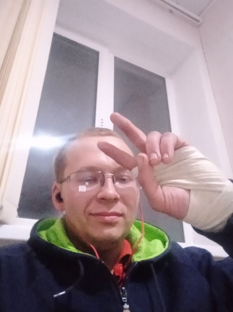  29961449  , 28 ,    