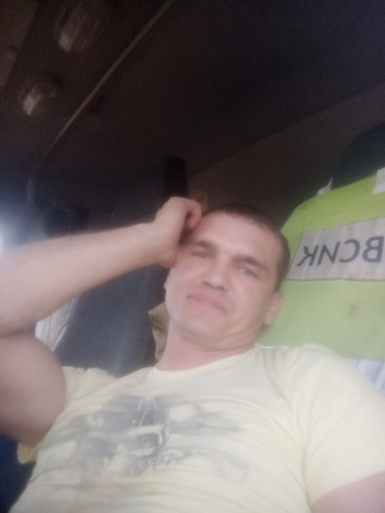 47171519  VadiK, 39 ,    