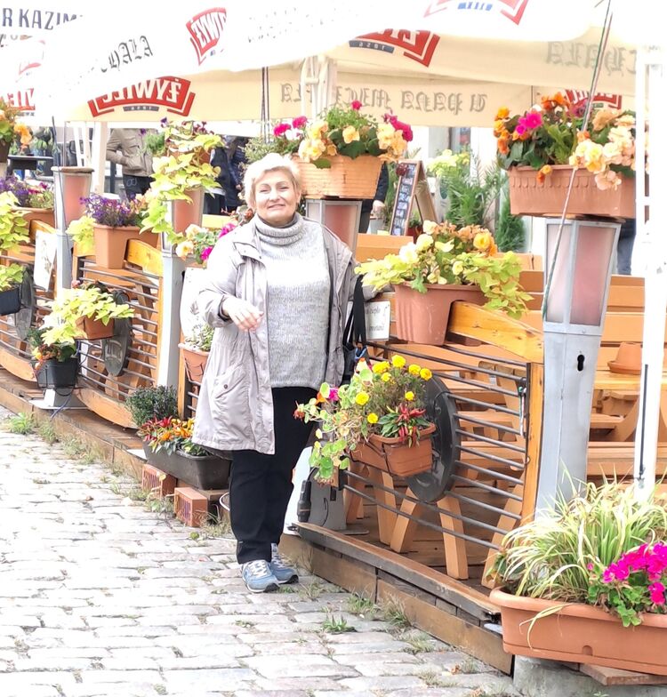  Chorzow,   , 58 ,   ,   