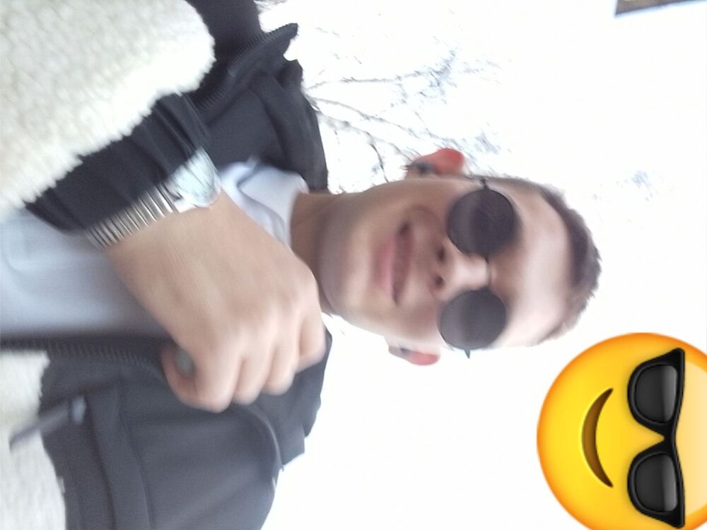  44931729  , 24 ,    
