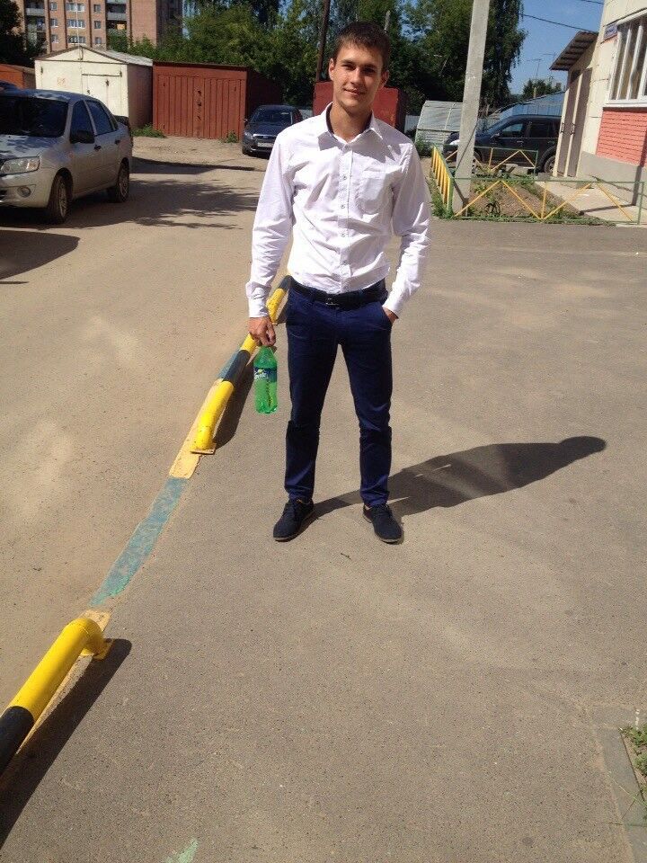  9162259  Garik, 31 ,    