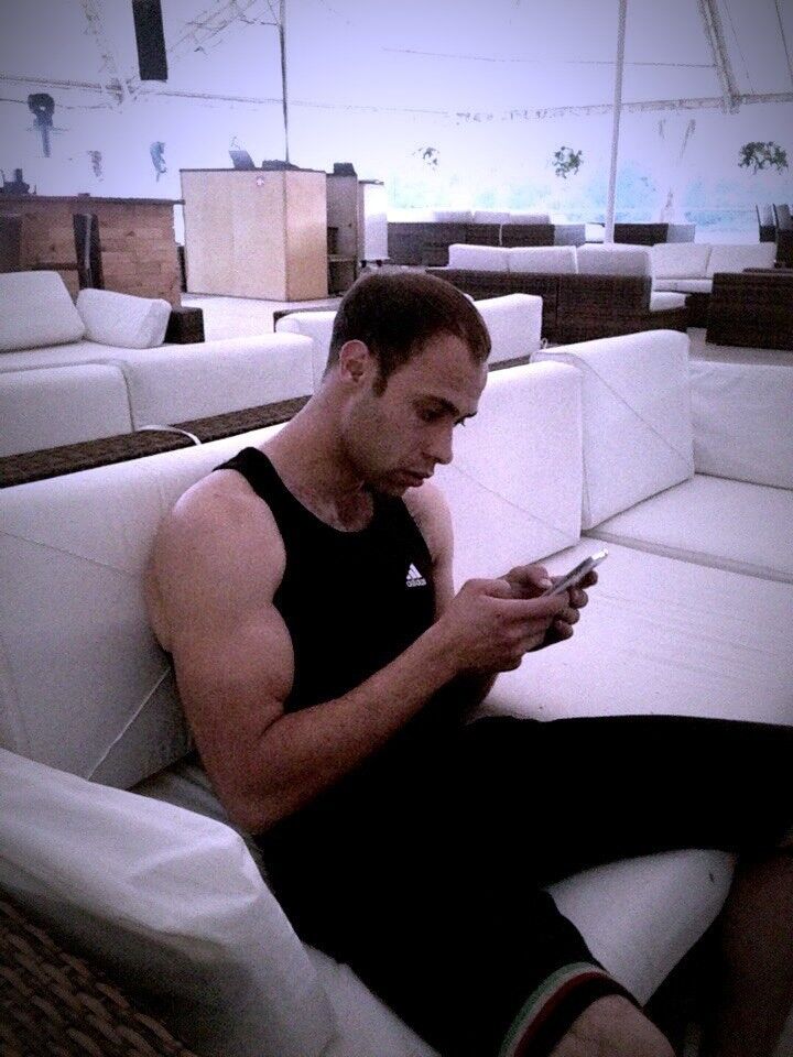  11110019  Mihail, 36 ,    