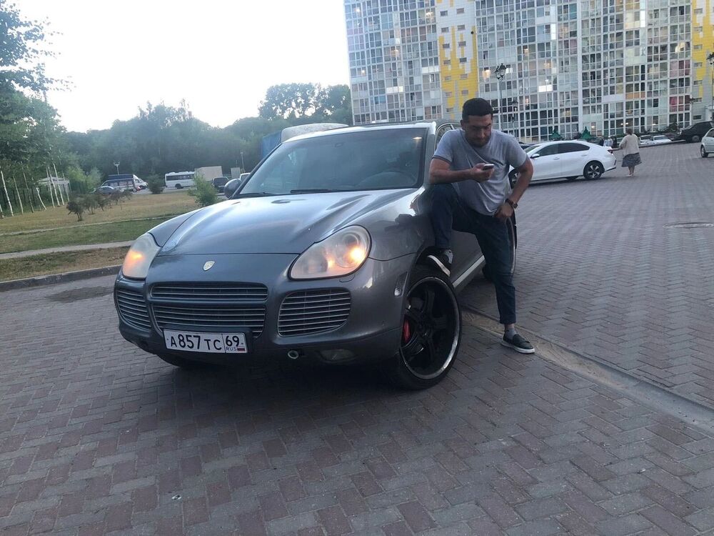  30649029  , 37 ,    