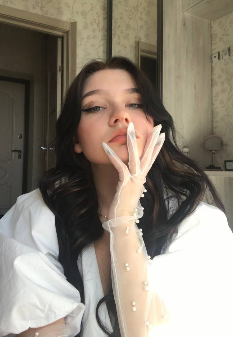  37639019  Zdkll, 21 ,    -