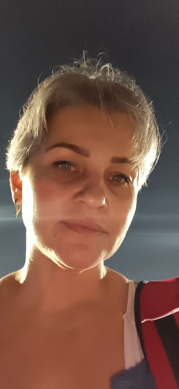  52888119  Alina, 47 ,    
