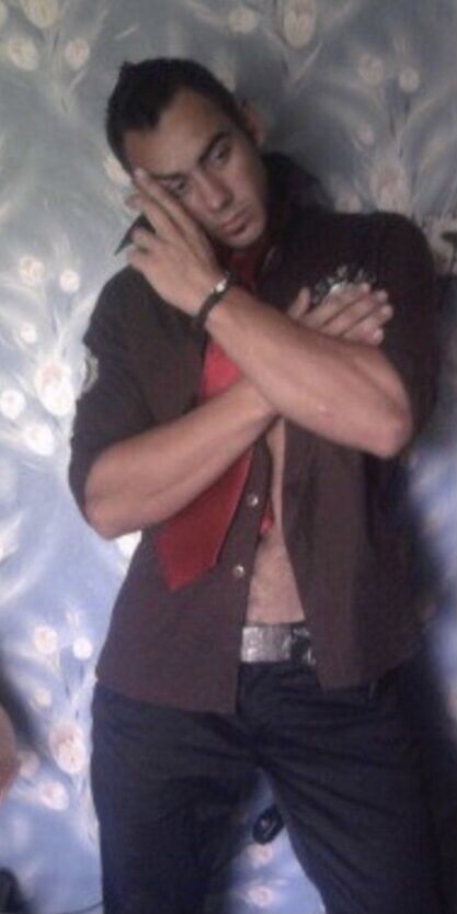  31340089  Alex, 30 ,    