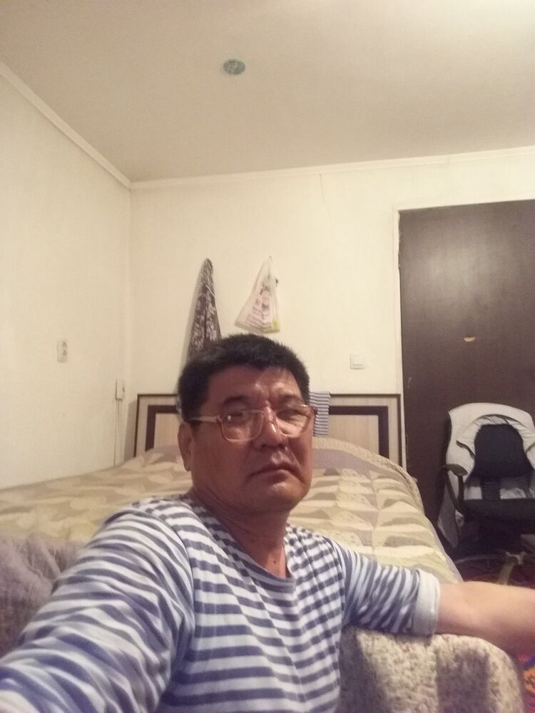  15737559  Myrza, 62 ,    