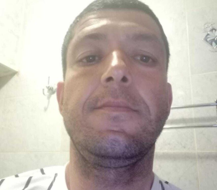  42227329  , 39 ,    