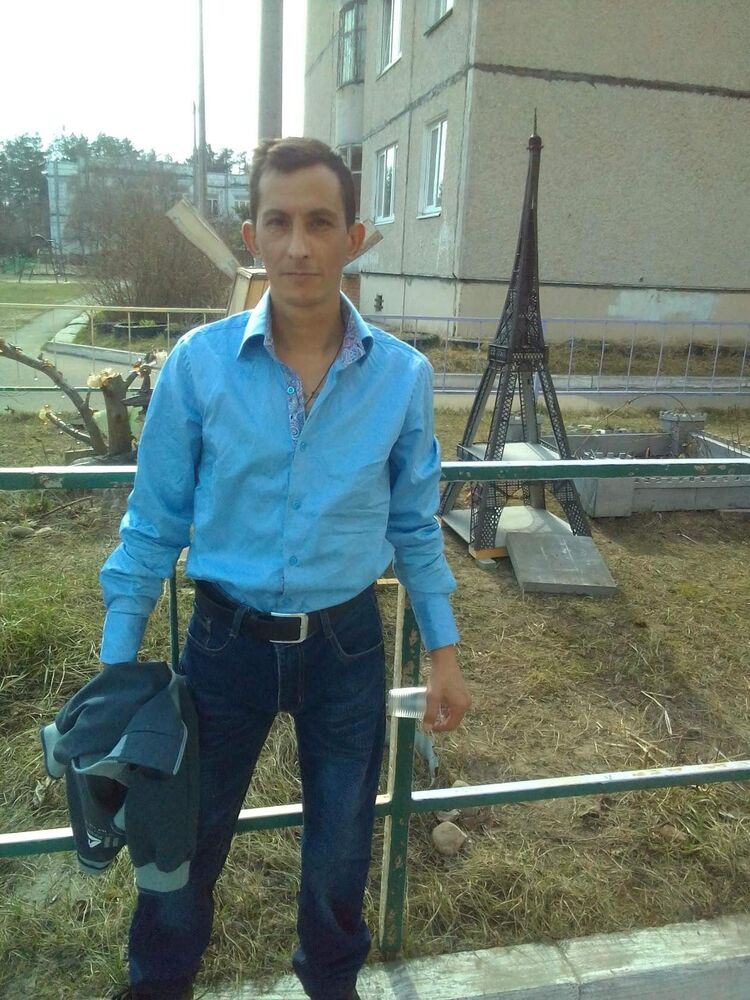 23869019  Vlad, 47 ,    