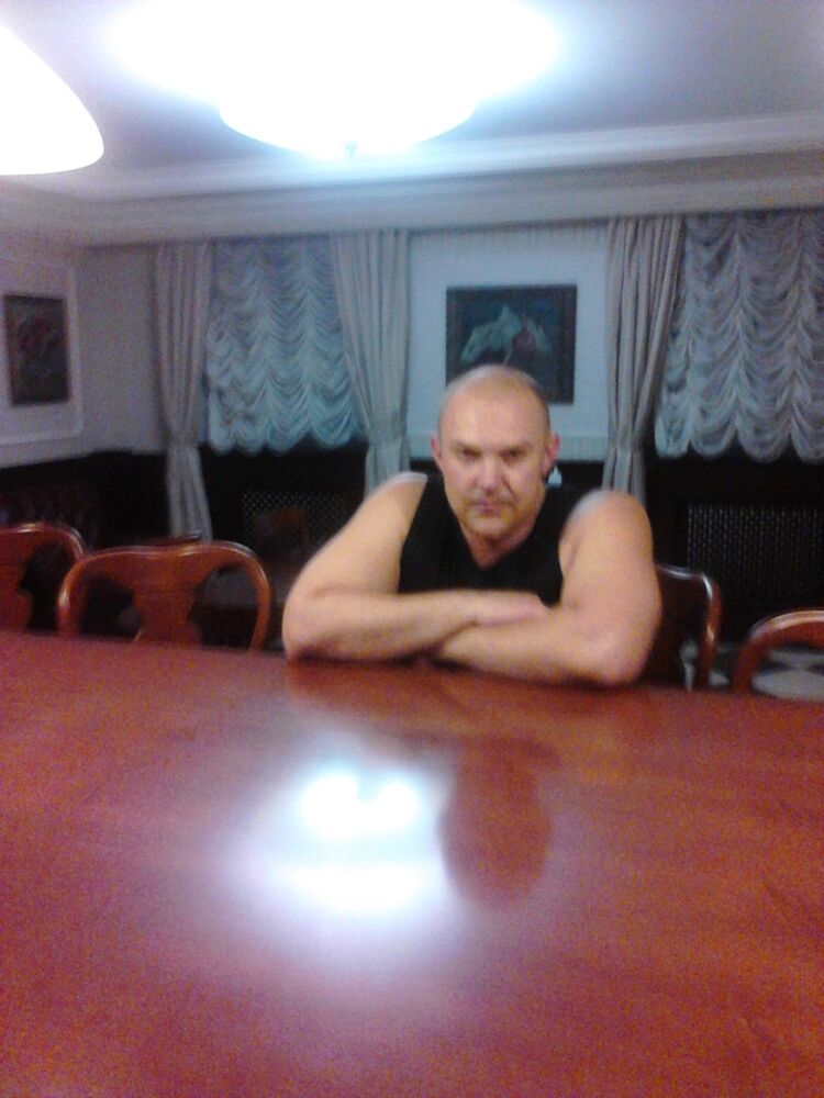  4946849  Zeka, 48 ,    