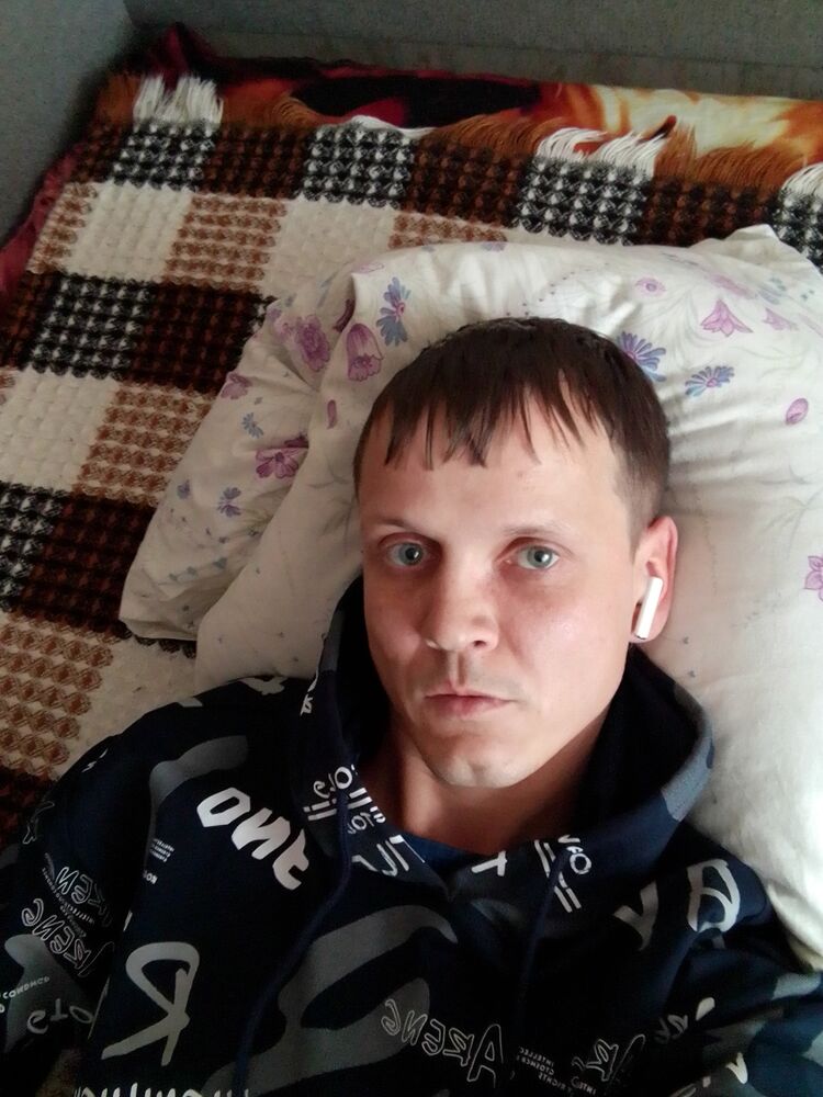  29945609  , 37 ,    
