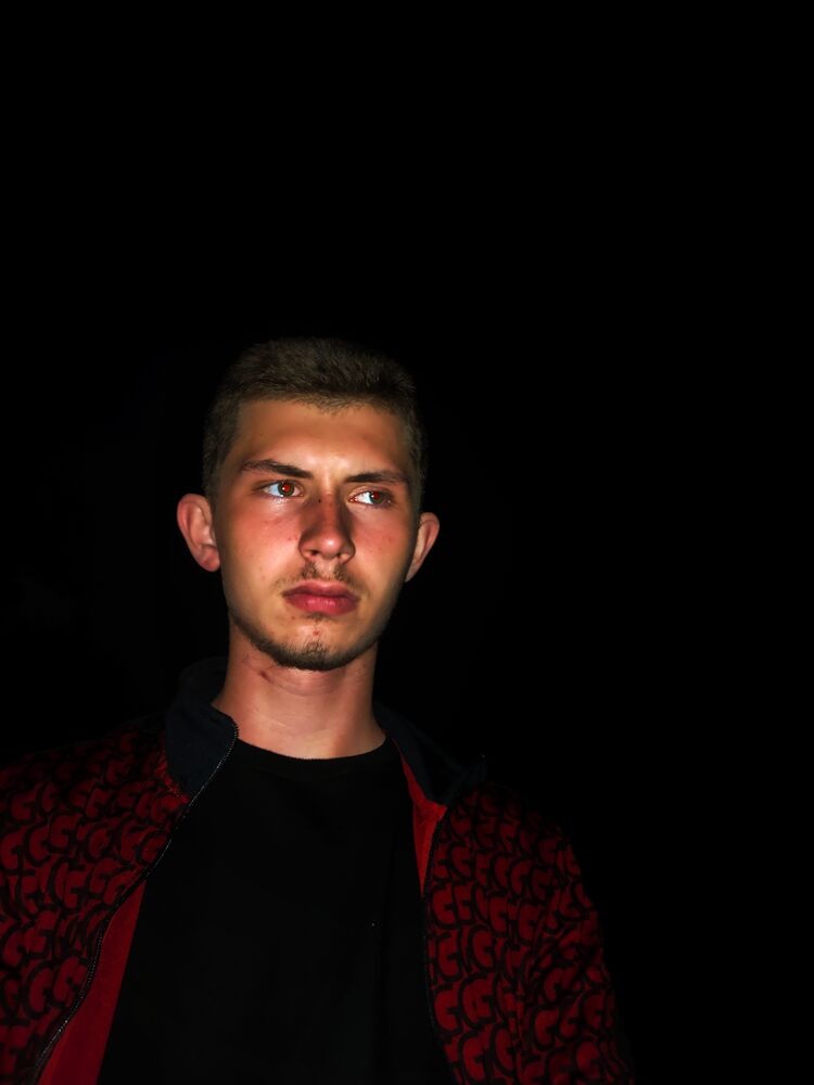  ,   Danil, 21 ,   ,   , c 