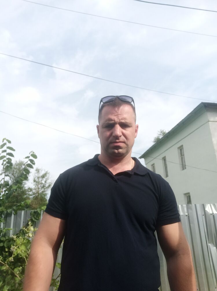  ,   Dima, 44 ,   ,   , c , 