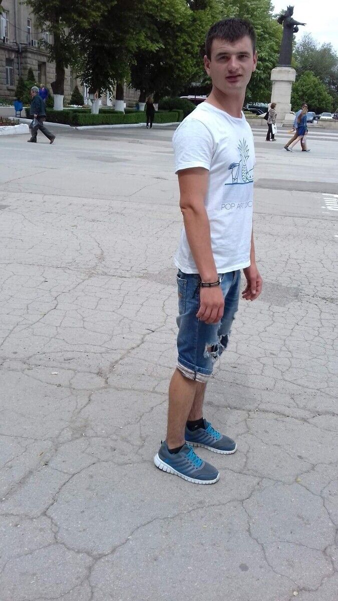  ,   Victor, 28 ,   ,   , c 