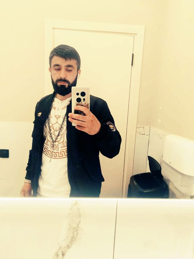  37068139  , 29 ,    