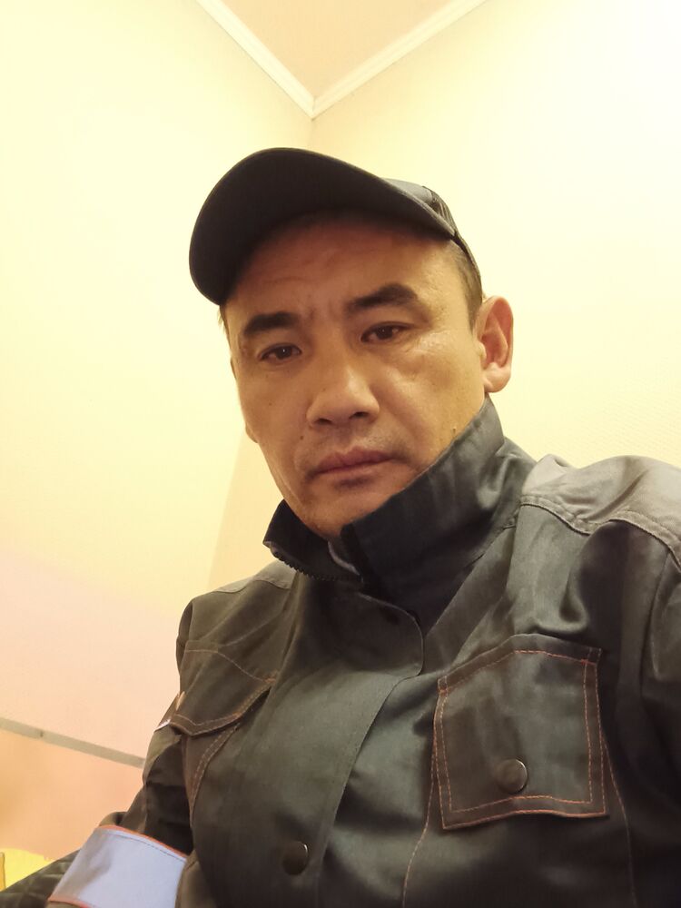  29912599  Arman, 41 ,    