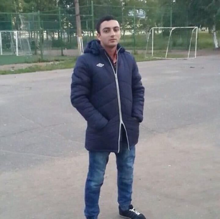  40911369  , 35 ,    