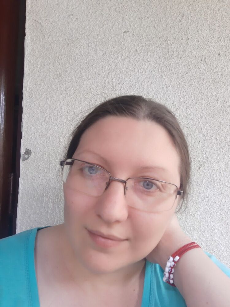  20214999  Irina, 40 ,    