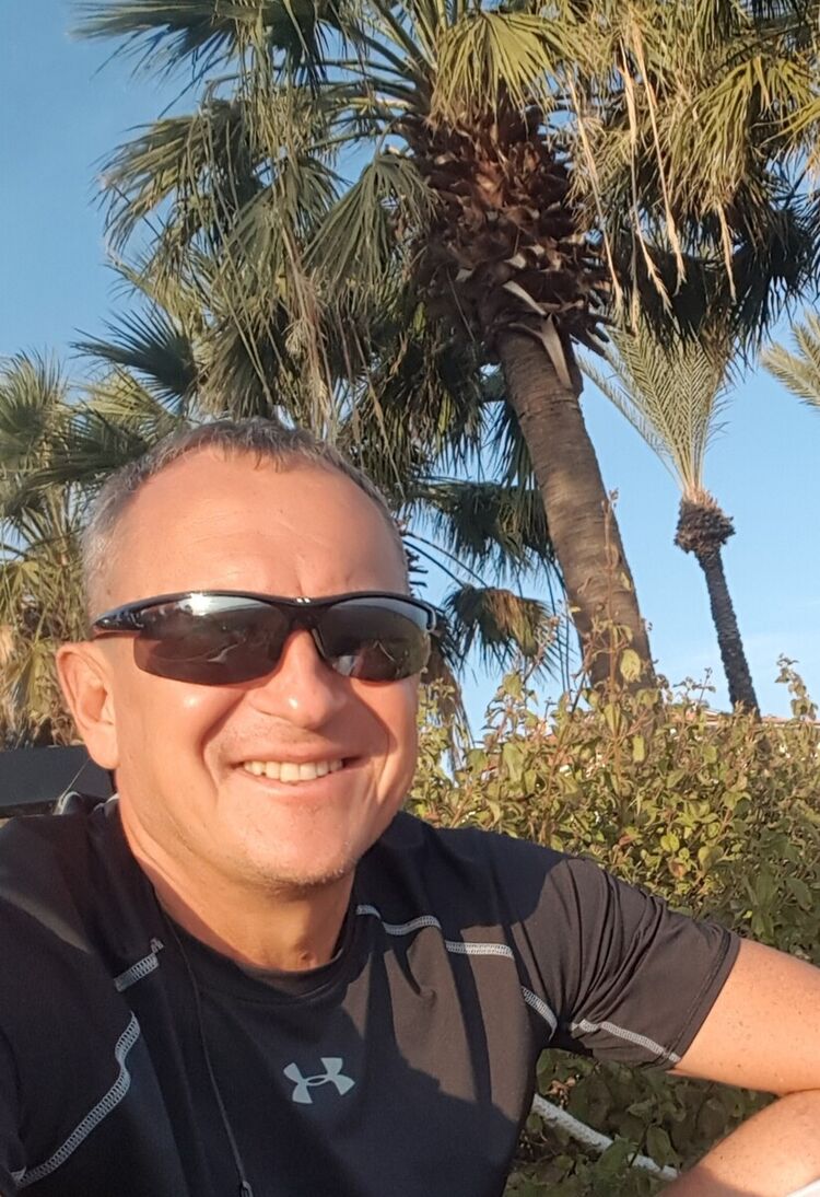  22029149  Alex, 58 ,    
