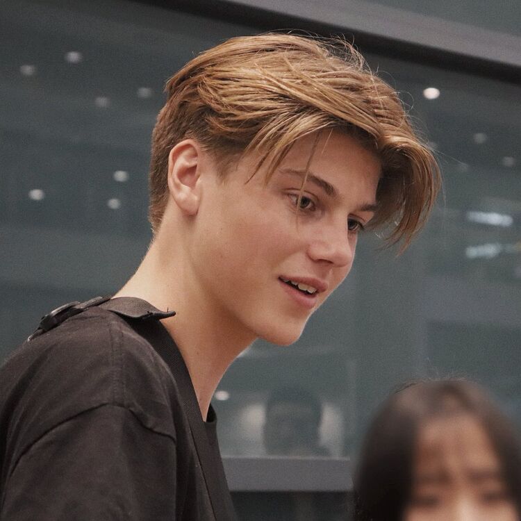  ,   , 20 ,   ,   
