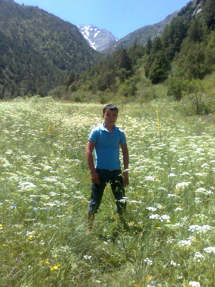  ,   Aseke, 34 ,  