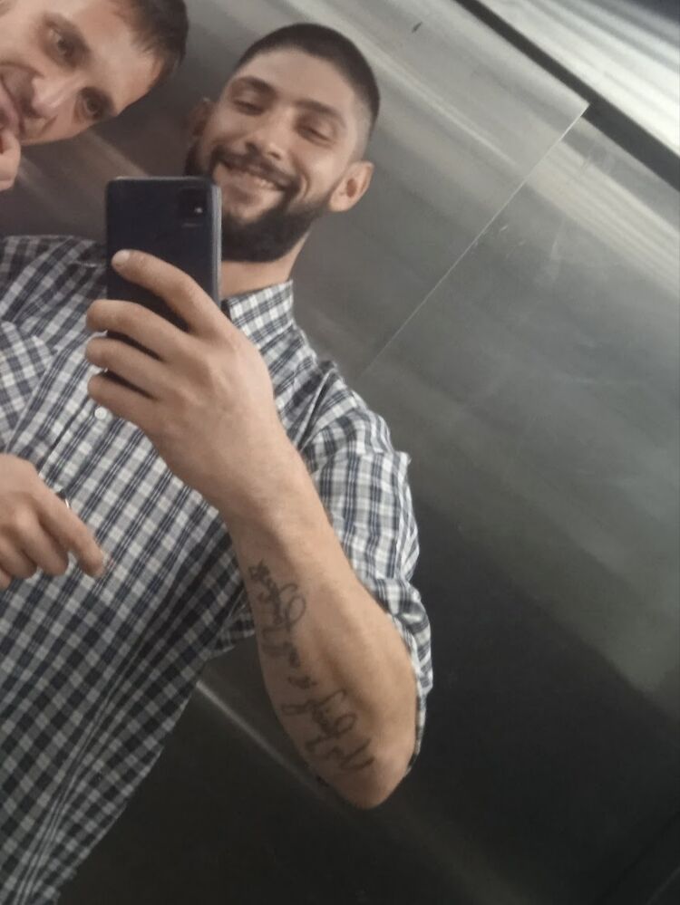  48404479  , 31 ,    