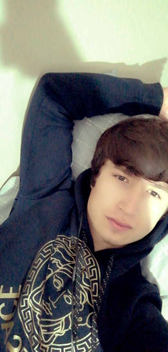  26727579  Zoir, 26 ,    