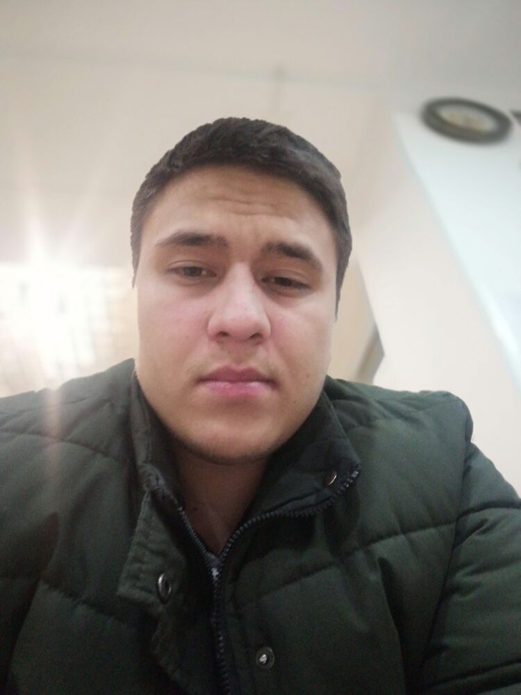  18642279  , 30 ,    