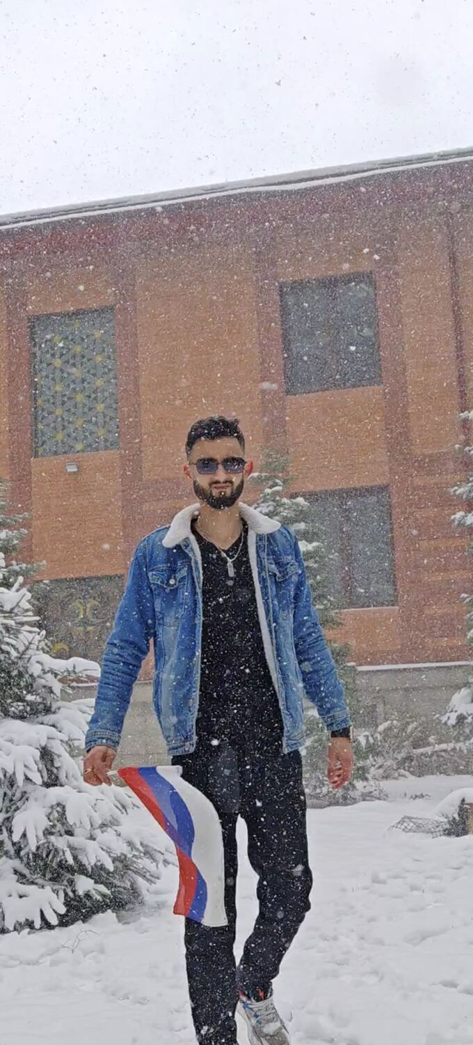  ,   Sofiane, 31 ,   ,   