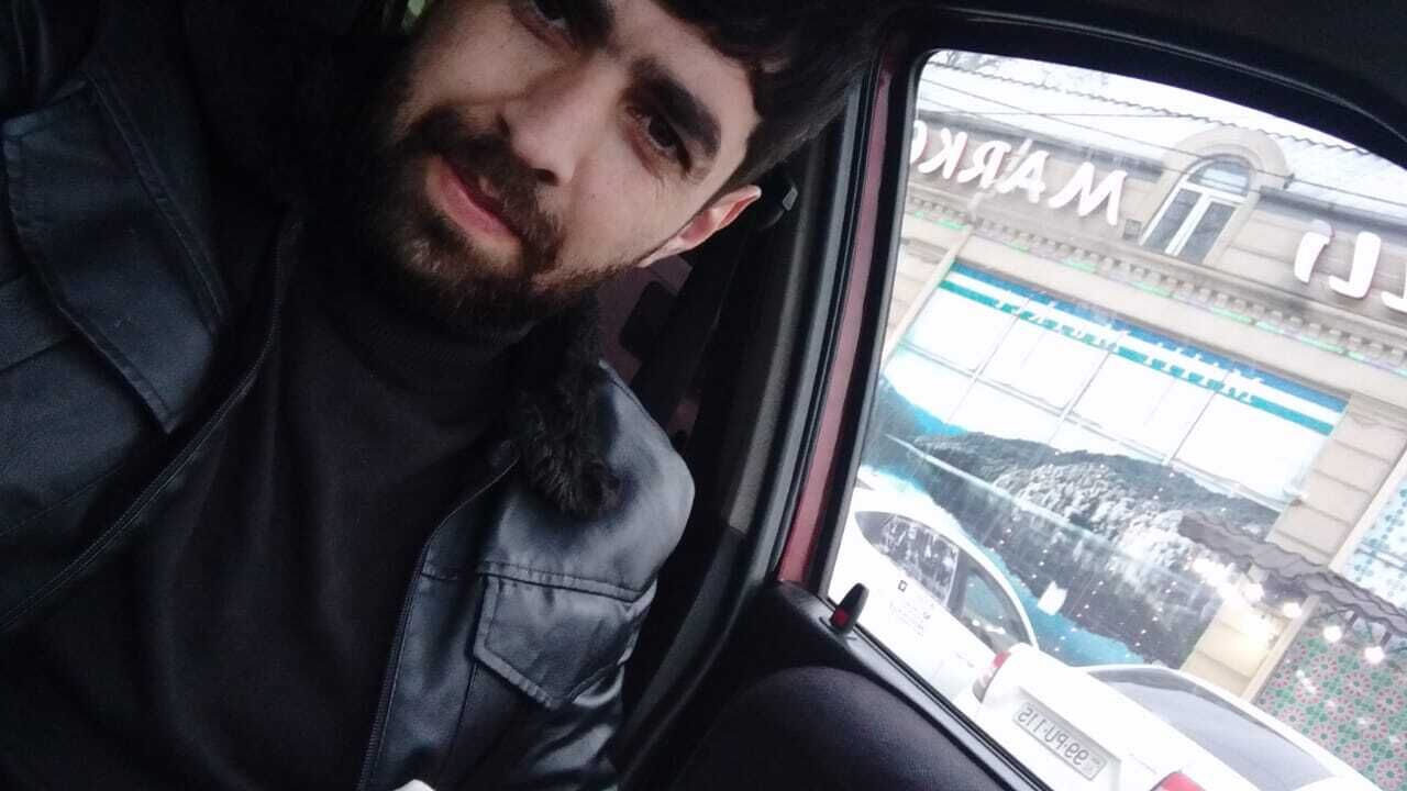  46028299  , 30 ,    