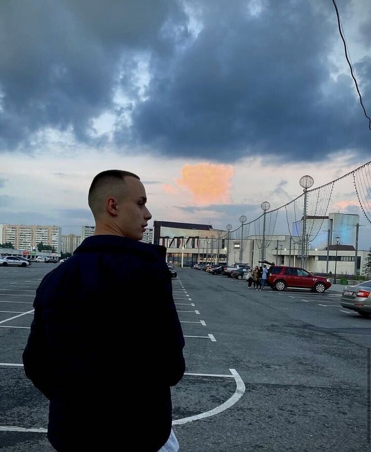 ���� 42852319 ������� �����, 27 ���, ���� ���������� � ������