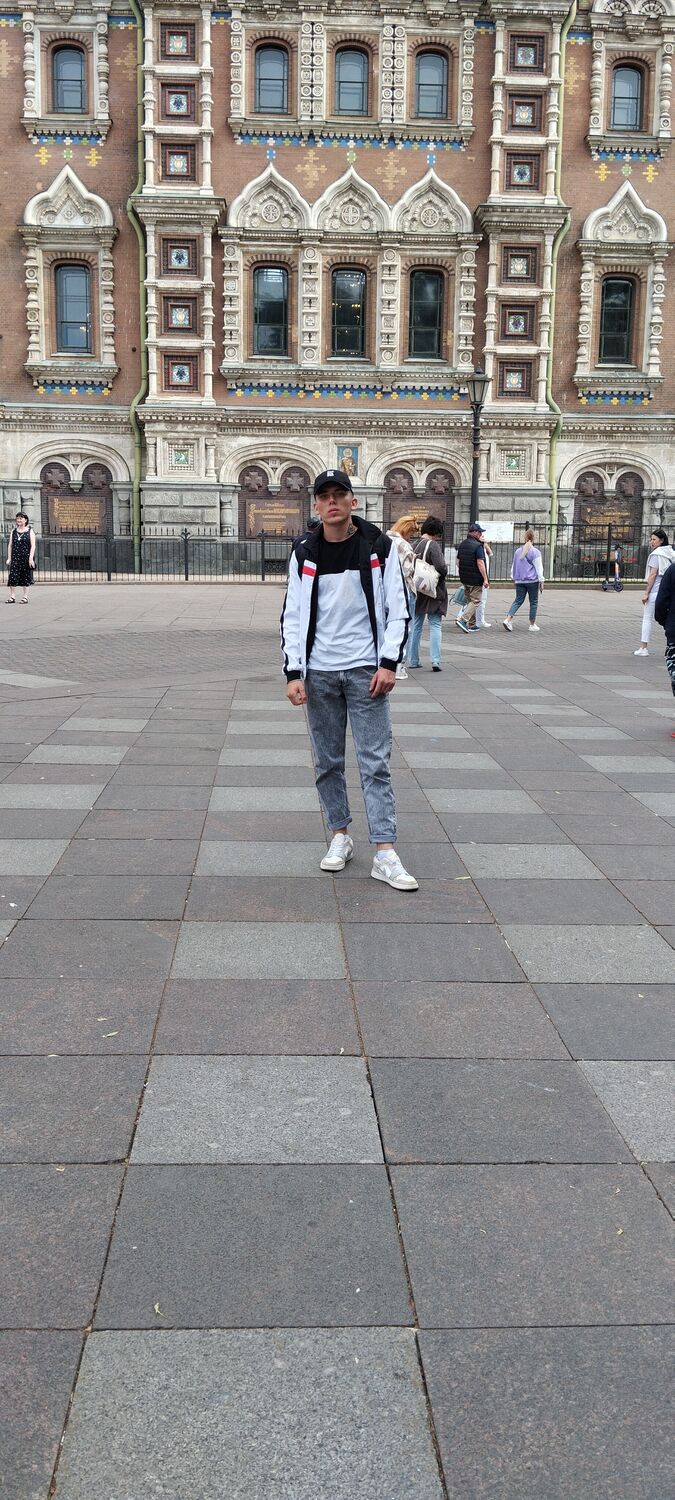  36292819  Oleg, 23 ,    