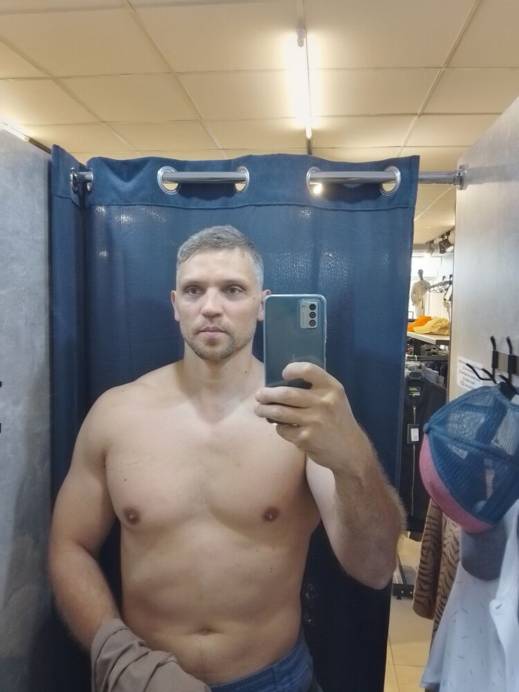  ,   Denis, 36 ,   ,   , c 