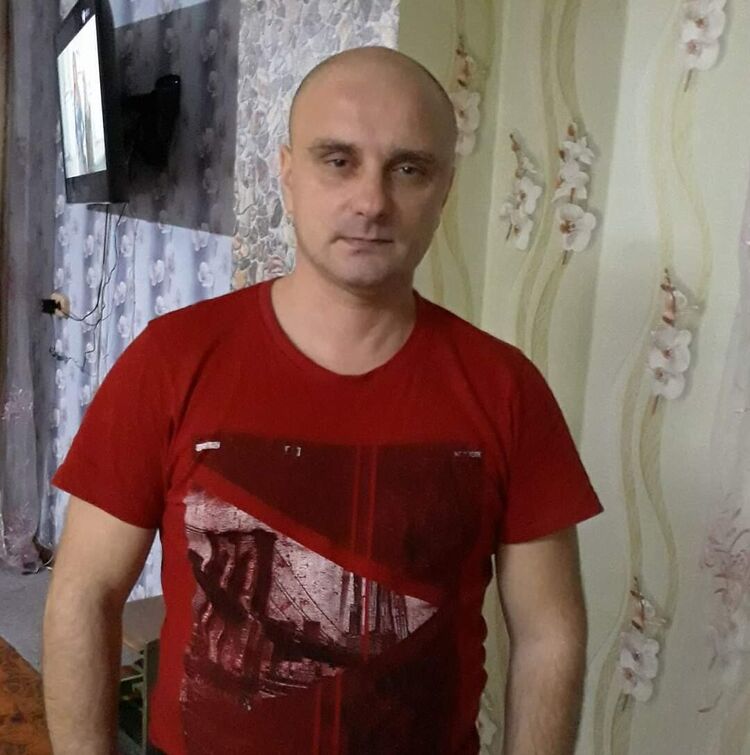  ,   Serghei, 44 ,   ,   , c 