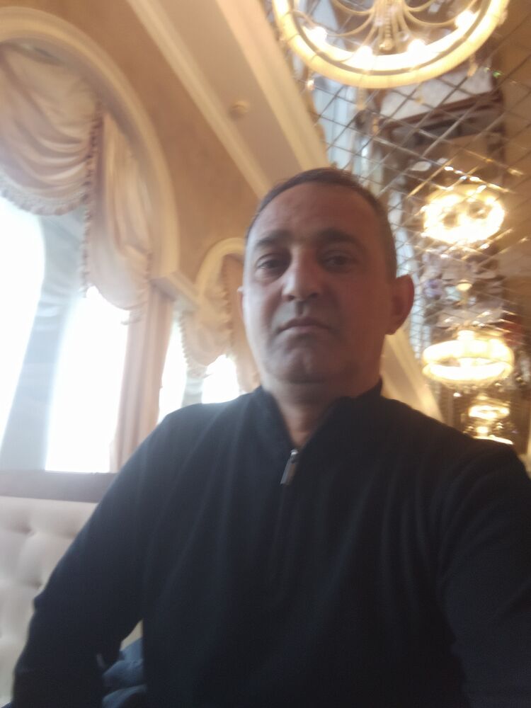  52829969  Ramil, 47 ,    