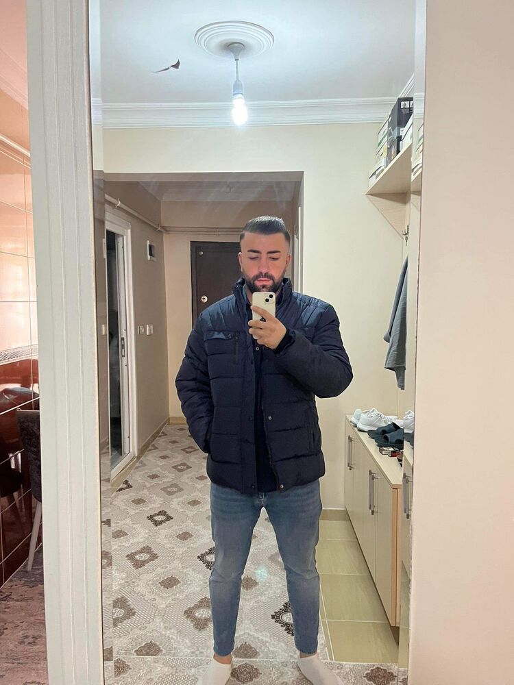  48264449  Ersin, 28 ,    