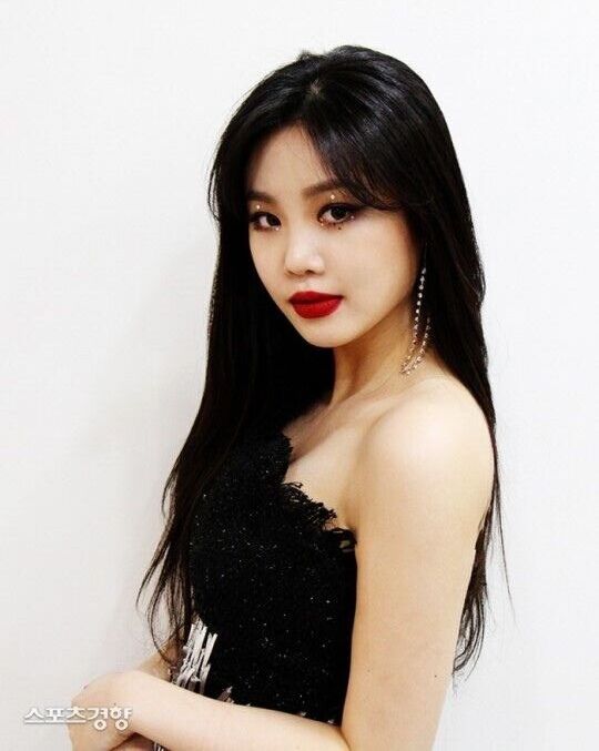  36075539  Soojin, 26 ,    