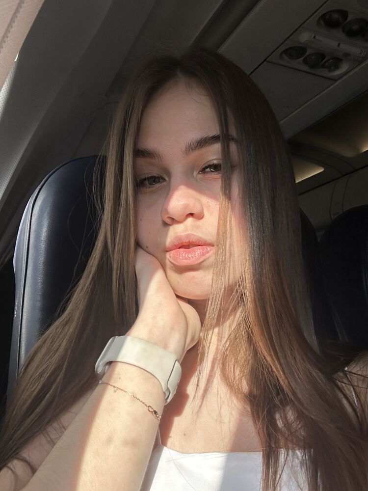  52055089  Anastasia, 20 ,    Alanya