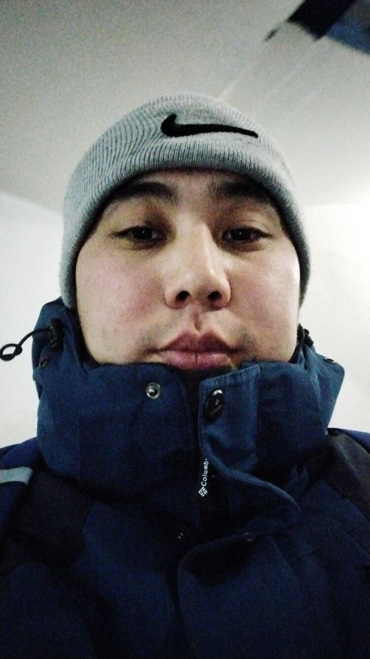  ,   Beks, 32 ,   ,   