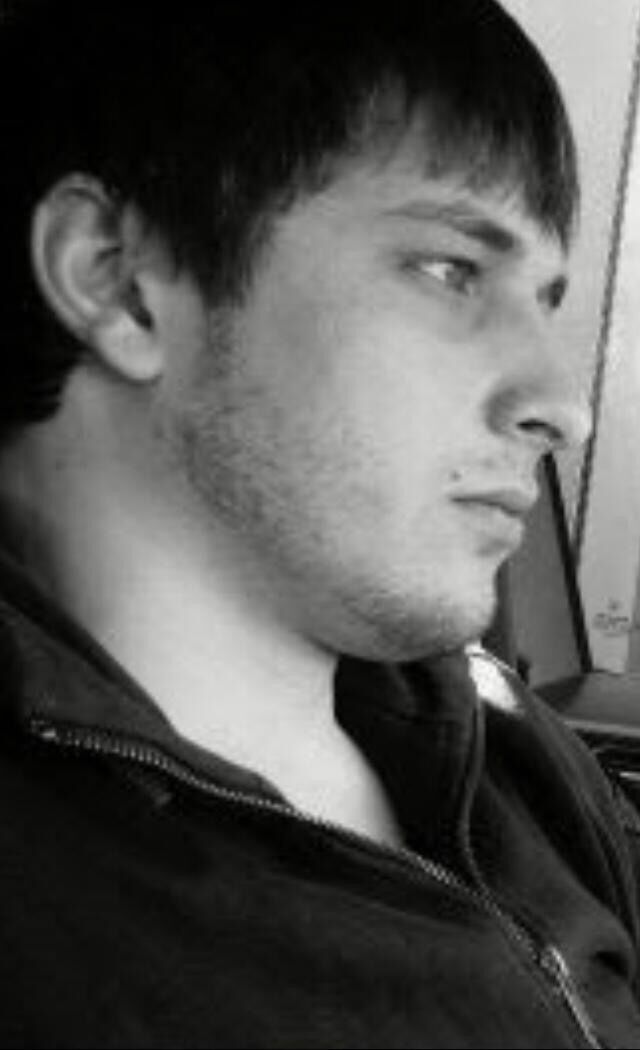  49901569  Oleg, 45 ,     