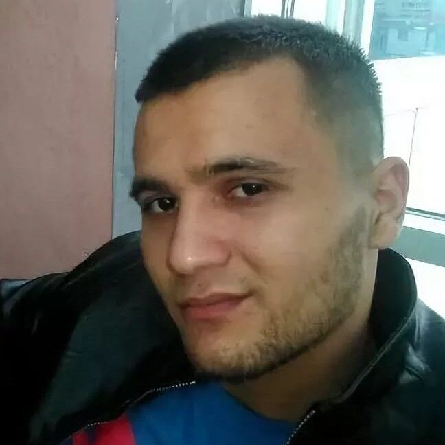  ,   Farrux, 32 ,   ,   , c 