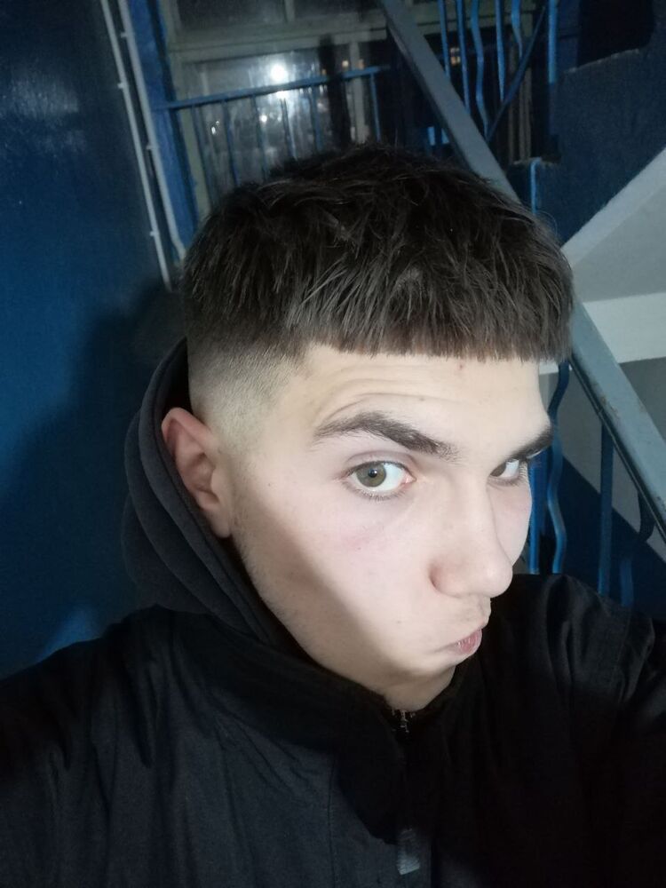  46794879  Nikita, 21 ,    