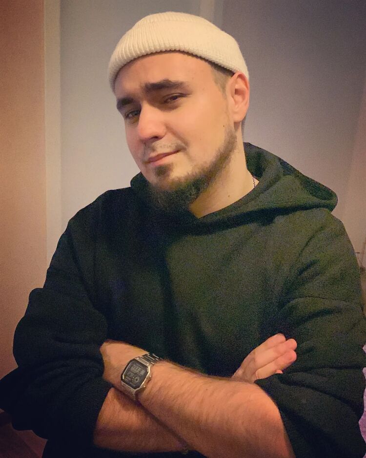  39282599  Igor, 30 ,    