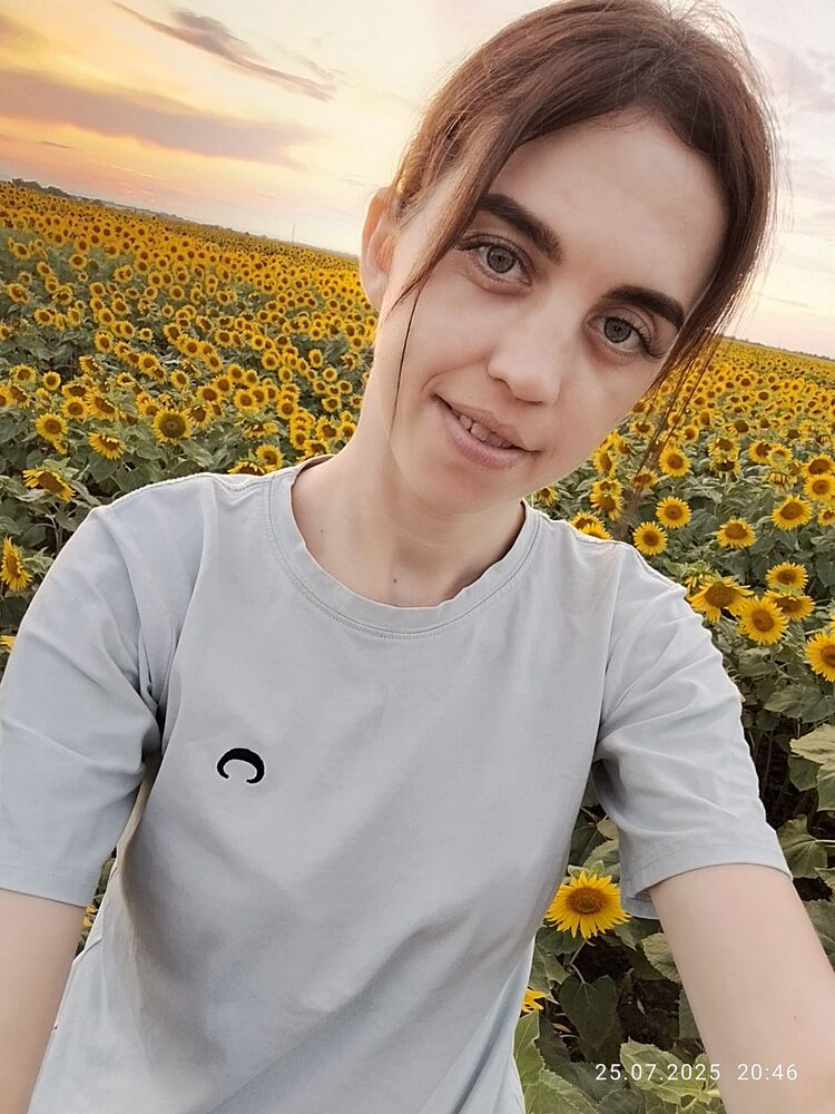  53035579  Galina, 24 ,    