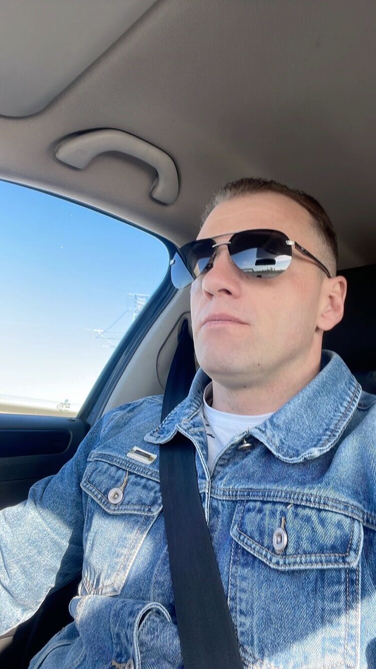  27100459  , 43 ,    -