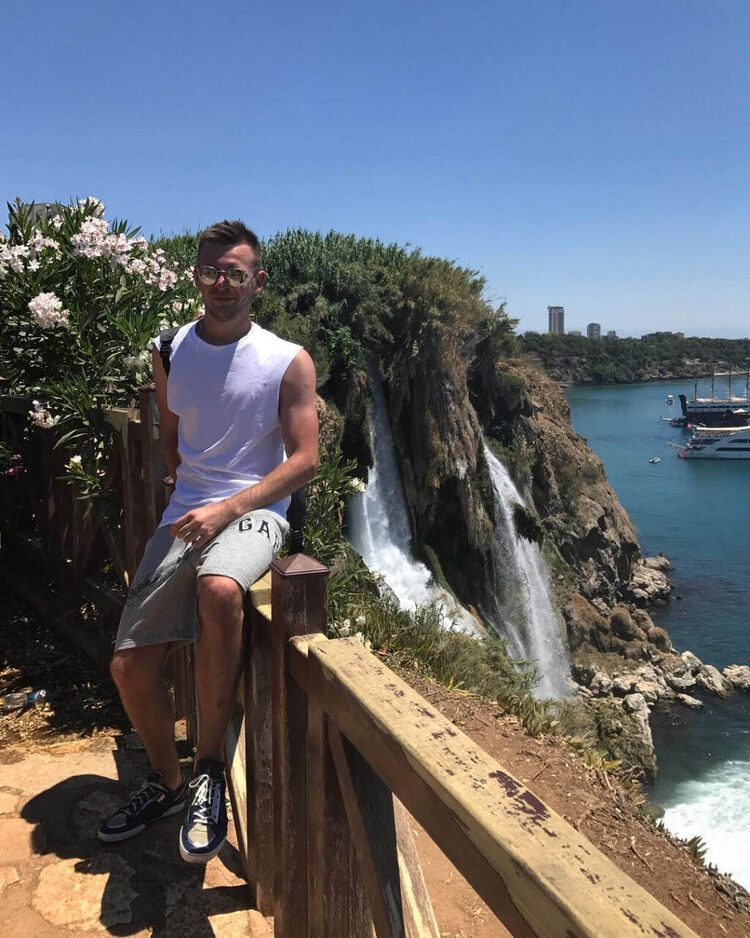  51499039  , 35 ,    -